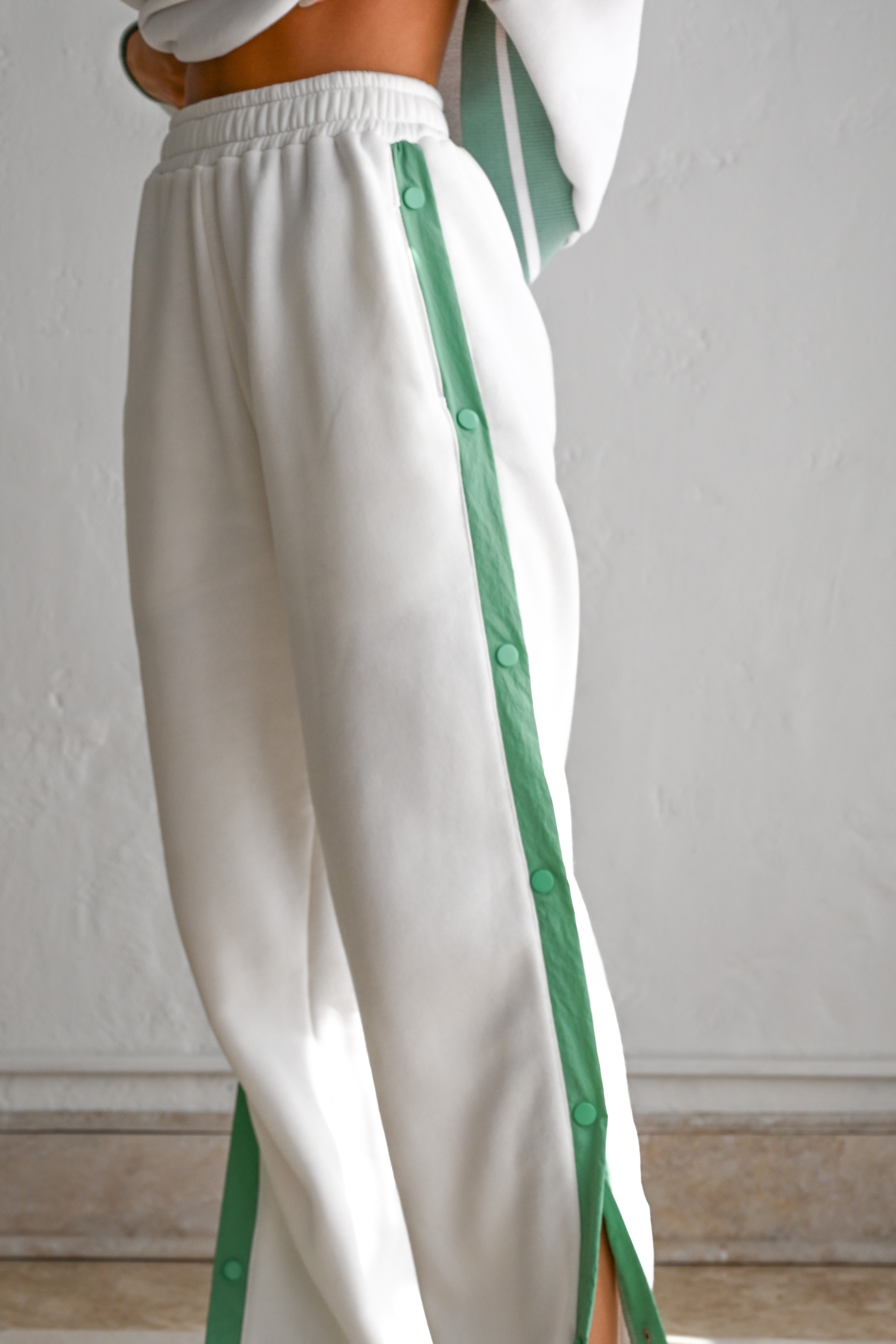 Tearaway Fleece Pants — White / Sage