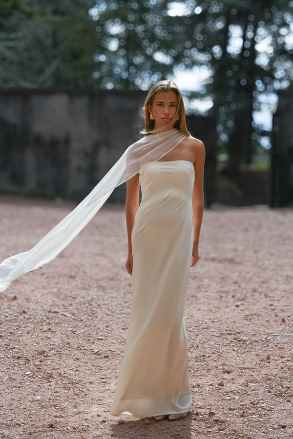 Vitoria Cape Dress — Ivory