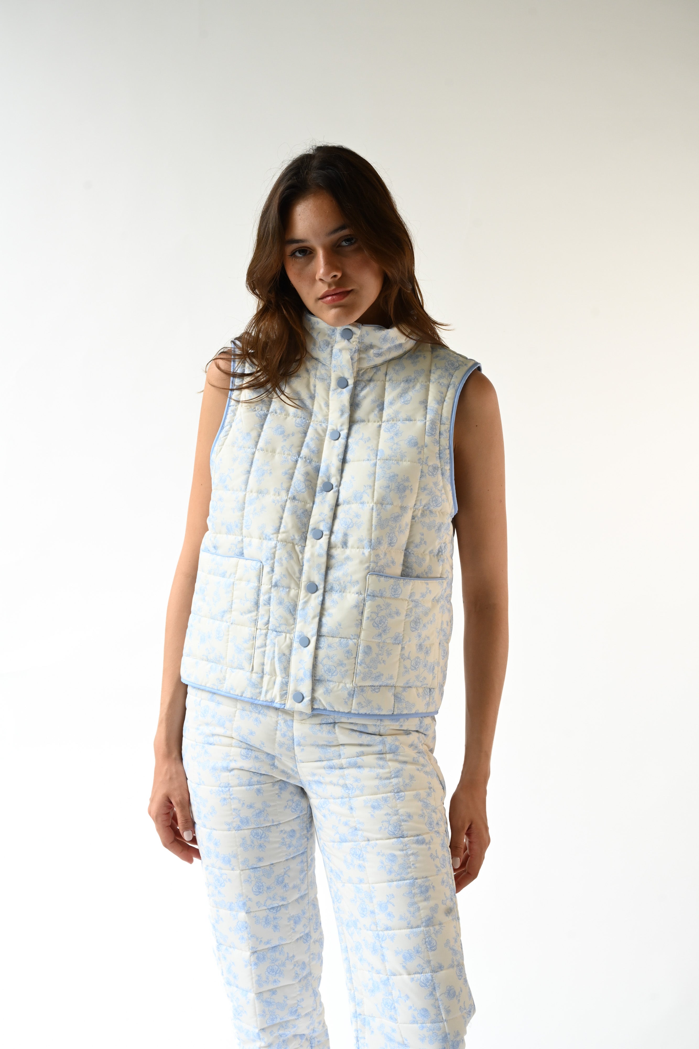 Amelia Quilted Convertible Jacket — Blue Toile