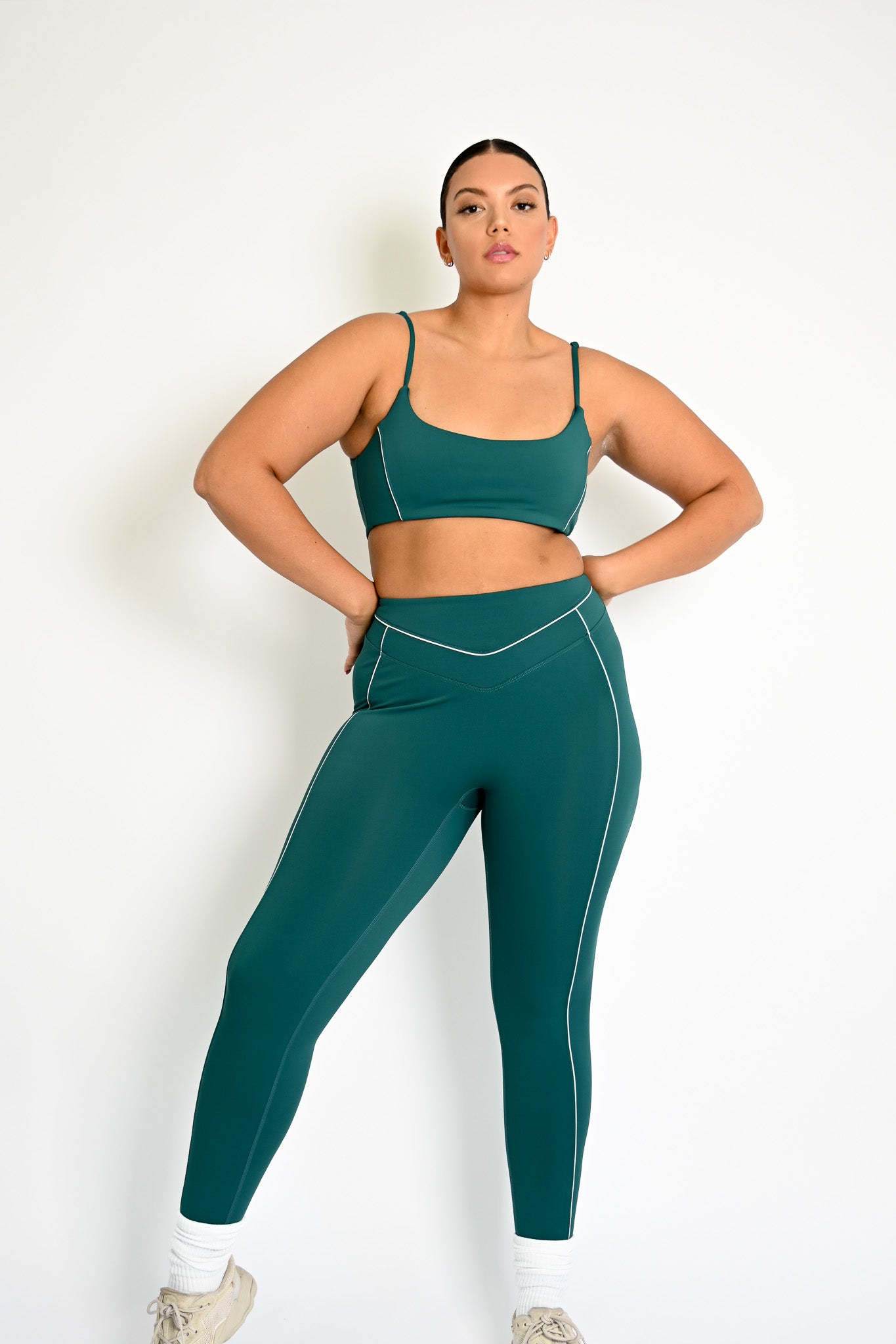 Colby Contour Leggings — Green