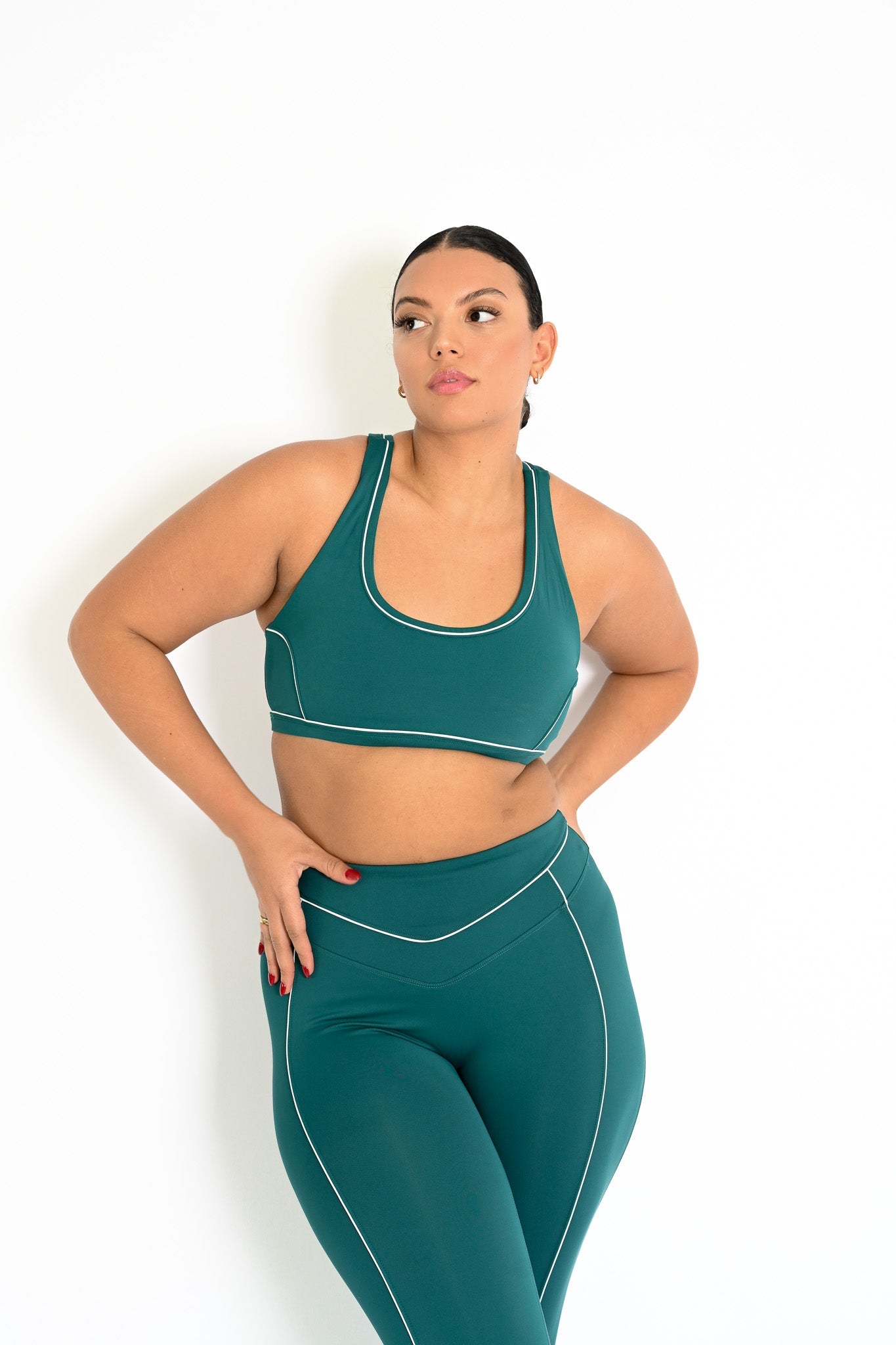 Aster Contour Sports Bra — Green