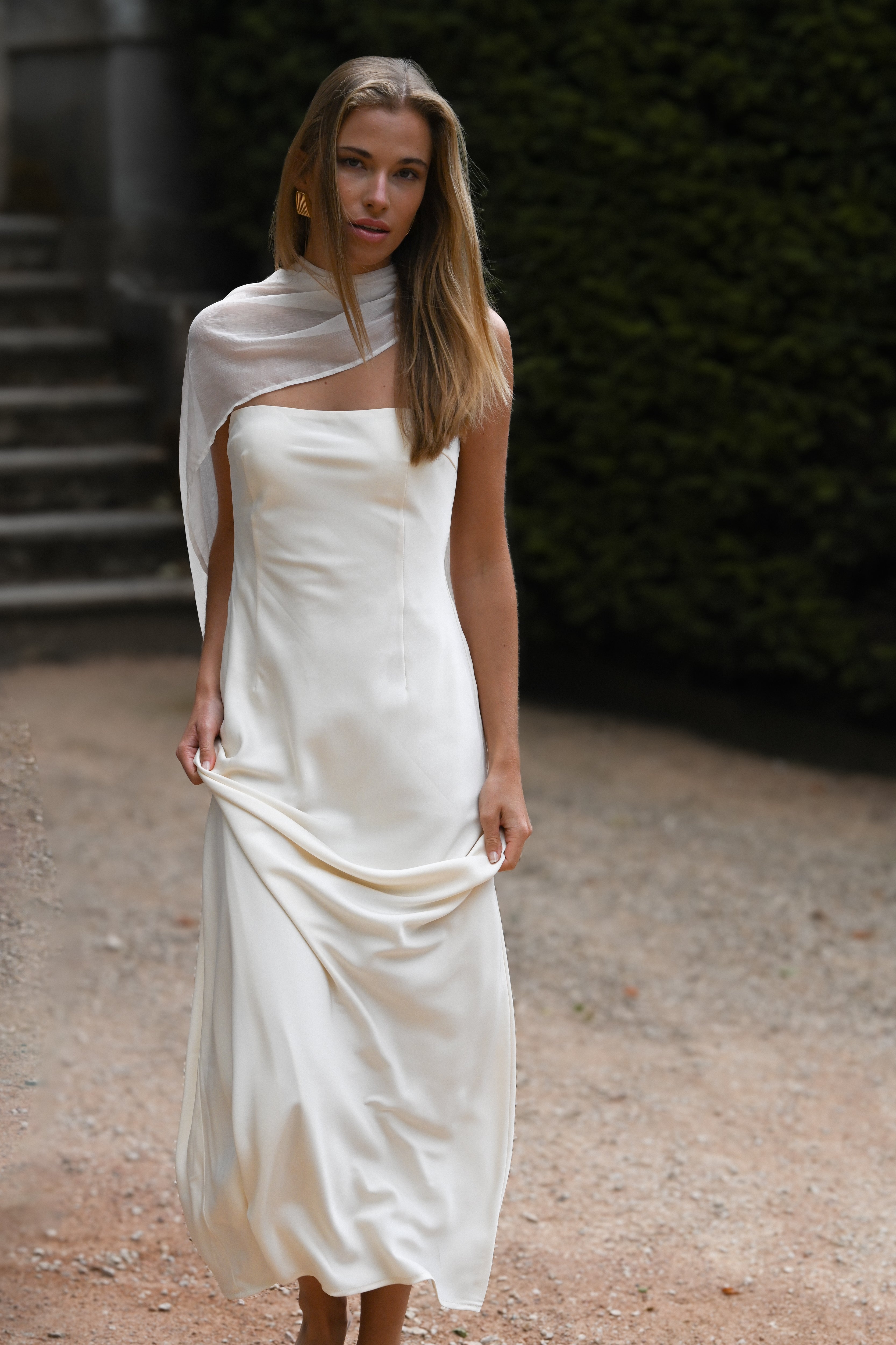 Vitoria Cape Dress — Ivory
