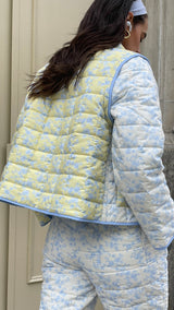 Amelia Quilted Convertible Jacket — Colorblock Toile