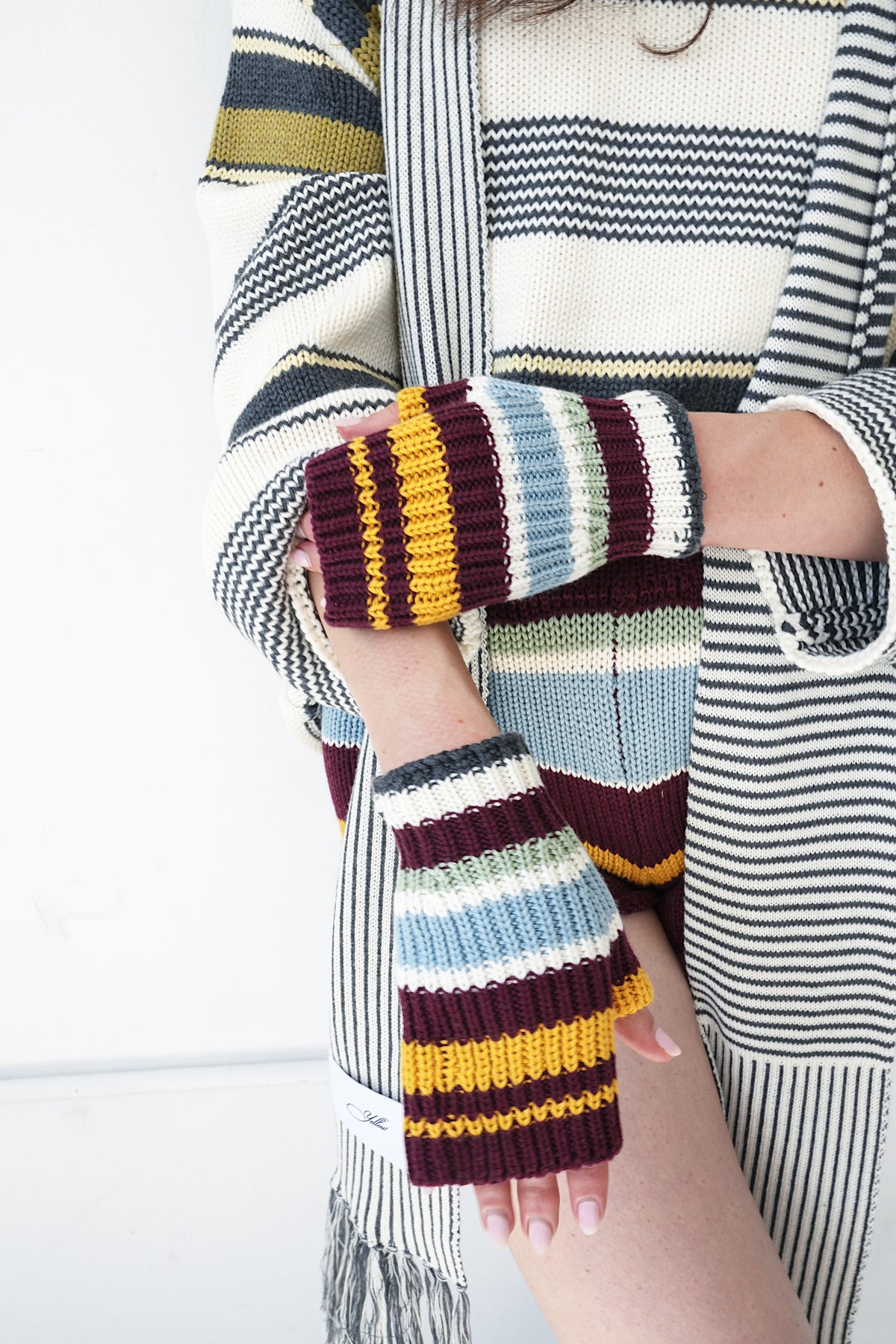 Remi Fingerless Mittens
