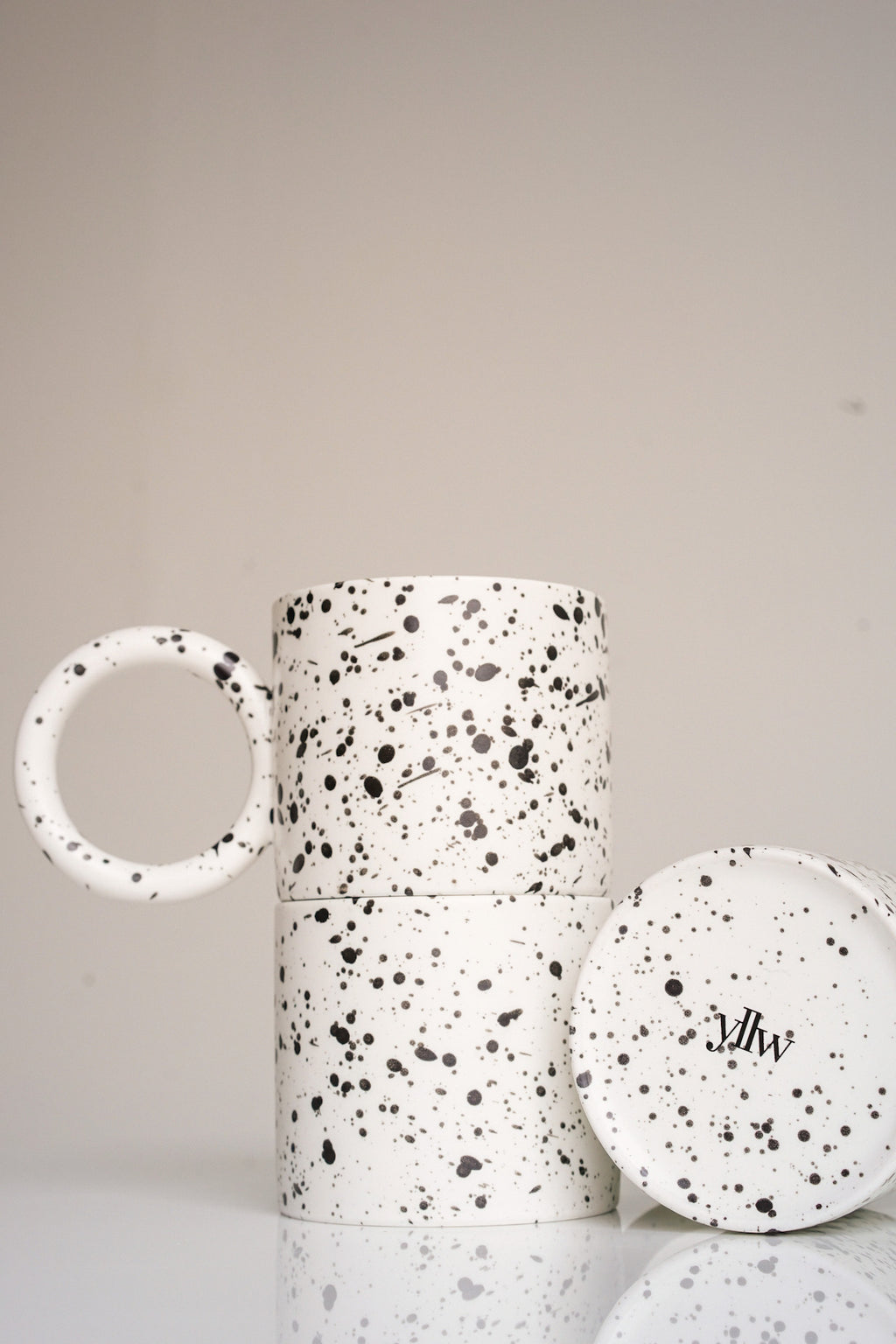 White Speckled Modern Mug – Glacier Lane Ceramics